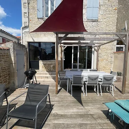 Casa de Férias Stone House In - 25 Min From La Rochelle